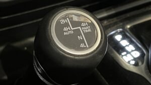 What Does 2H Mean in a Jeep: Essential Off-Road Insight